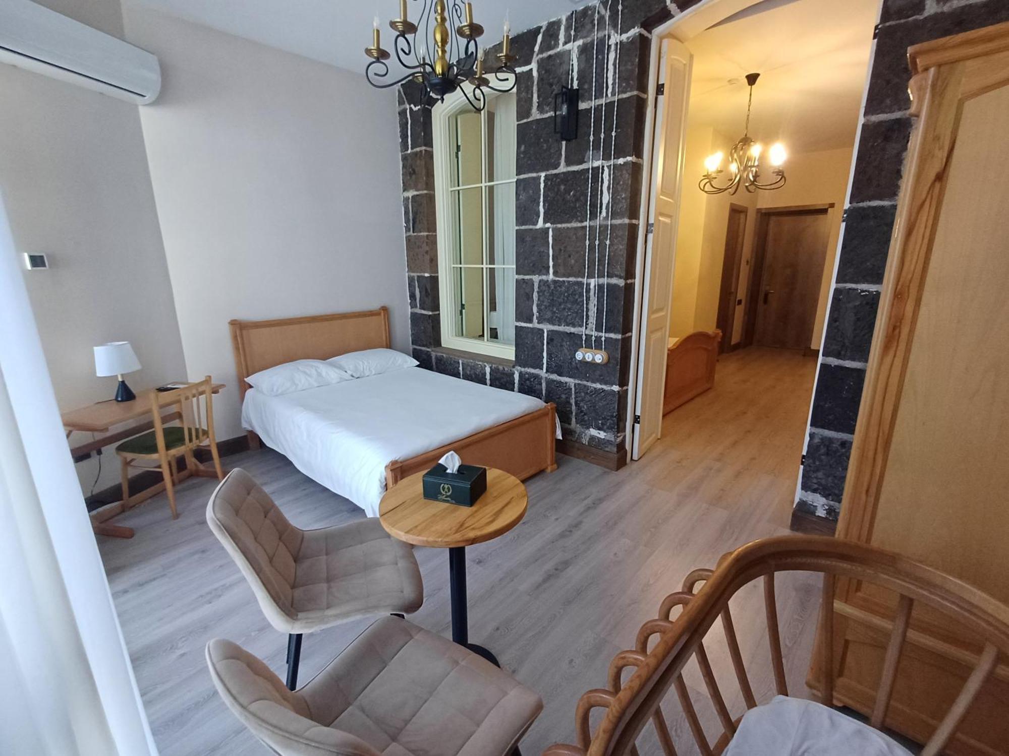 Old Avenue Hotel 기우므리 외부 사진