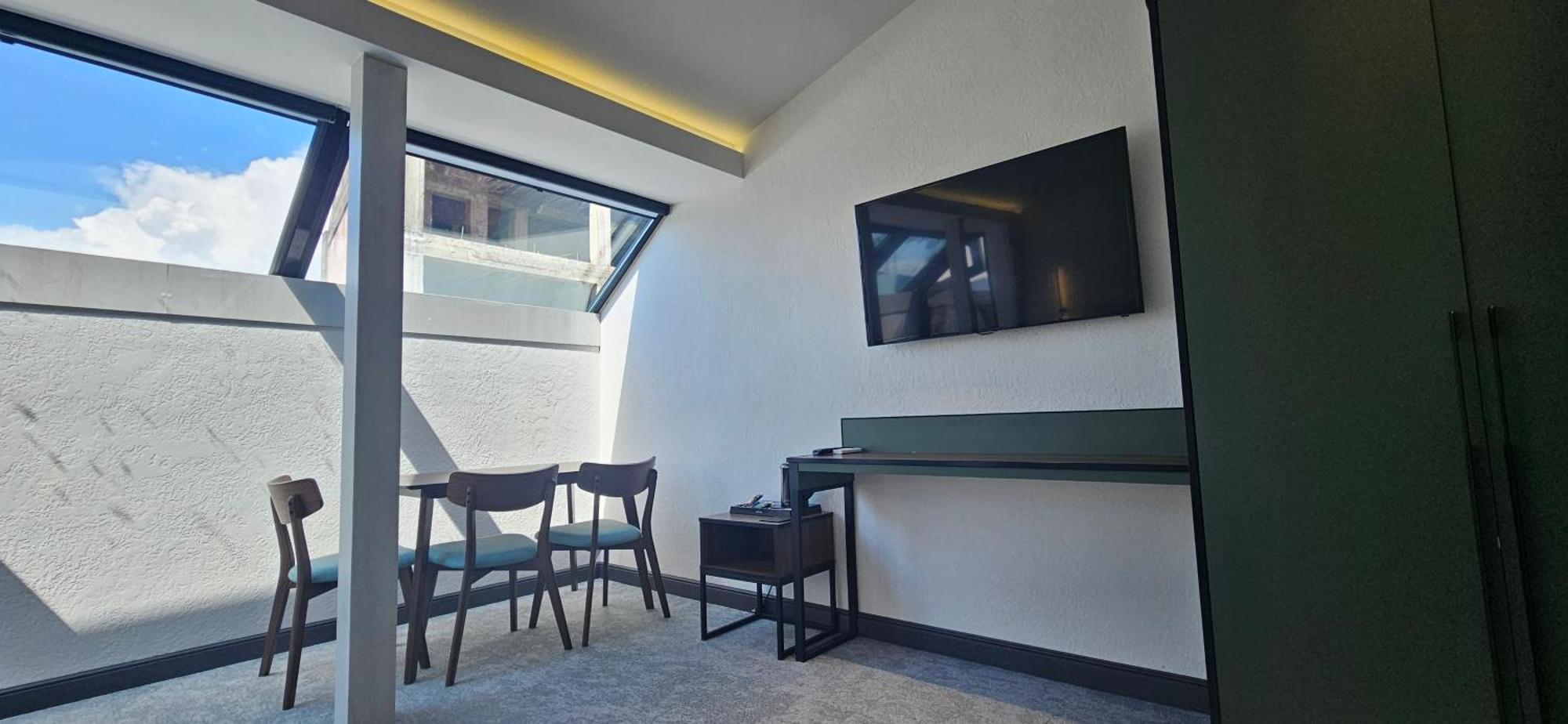 Old Avenue Hotel 기우므리 외부 사진